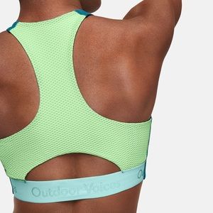 Outdoor voices doing things bra